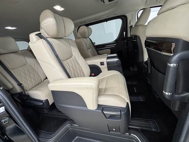 トヨタ グランエースの画像6