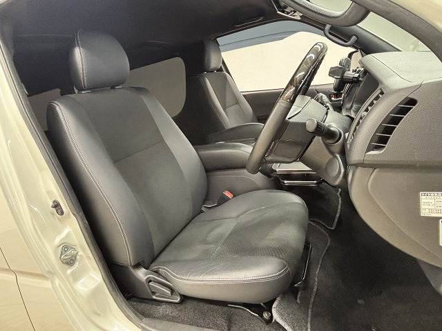 トヨタ ハイエースバンロングボディの画像5