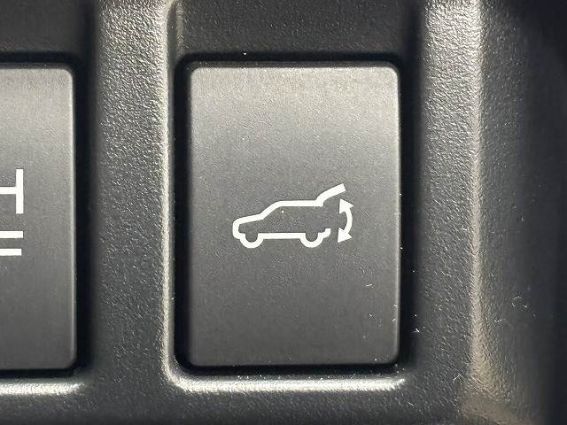 スバル フォレスターの画像12