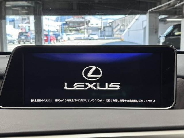 RXRX450h “version L” 内装他