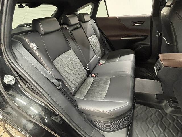 ハリアーハイブリッドZ 内装他