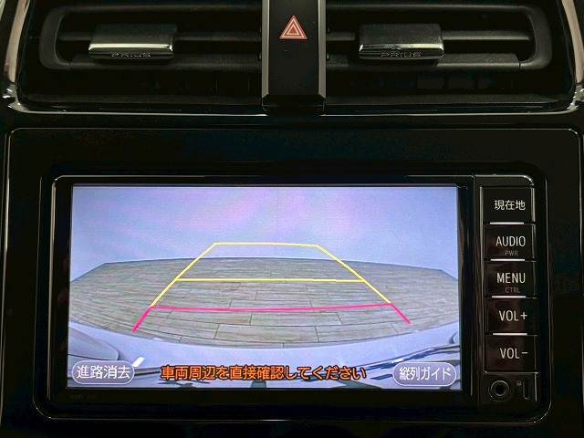 プリウスS “Safety Plus” 内装他