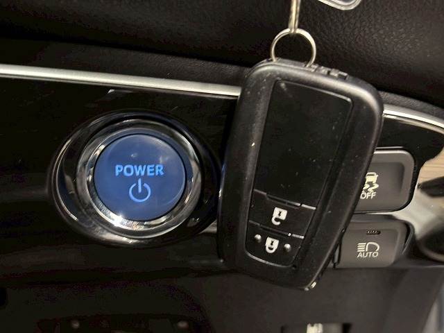 トヨタ プリウスの画像12