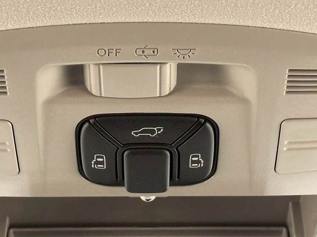 トヨタ ヴェルファイアの画像8