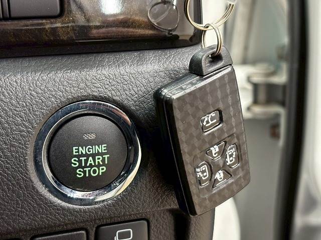 トヨタ ヴェルファイアの画像11