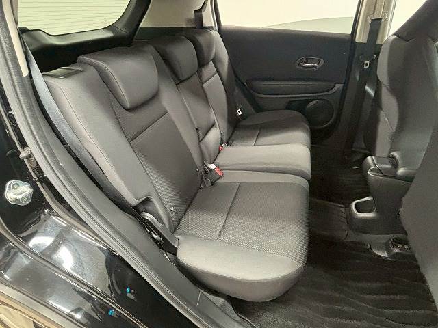 ヴェゼルG Honda SENSING 内装他