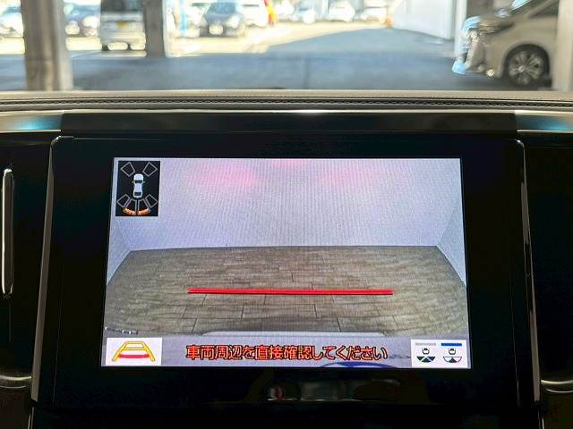 トヨタ アルファードの画像4