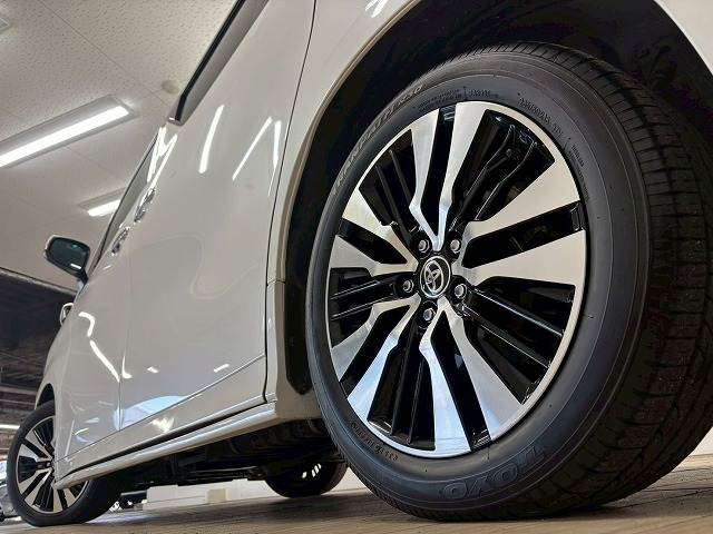 トヨタ アルファードの画像19