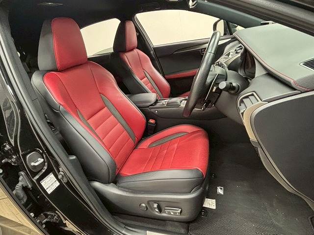 NXNX300h “F SPORT” 内装他