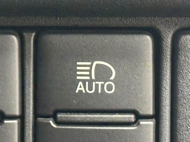 トヨタ ヴォクシーの画像9