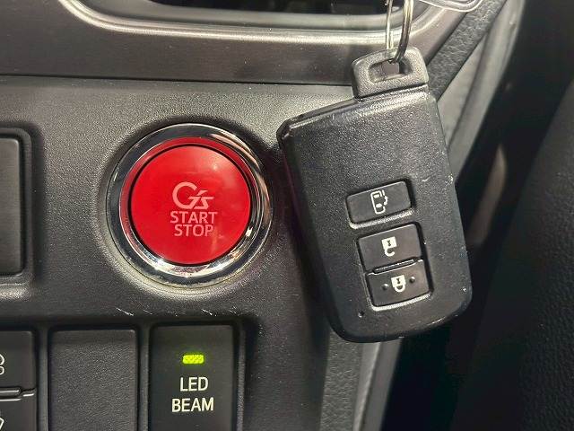 トヨタ ヴォクシーの画像12