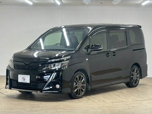 トヨタ ヴォクシーの画像15