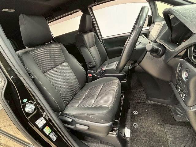 ヴォクシーZS 内装他