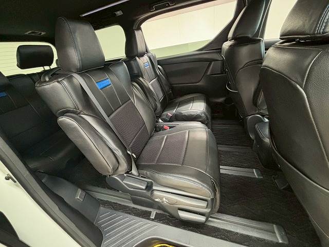 ヴェルファイアZ Aエディション GOLDEN EYES 内装他