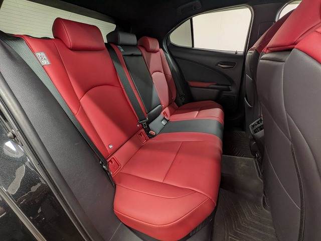 UXUX250h“F SPORT” 内装他