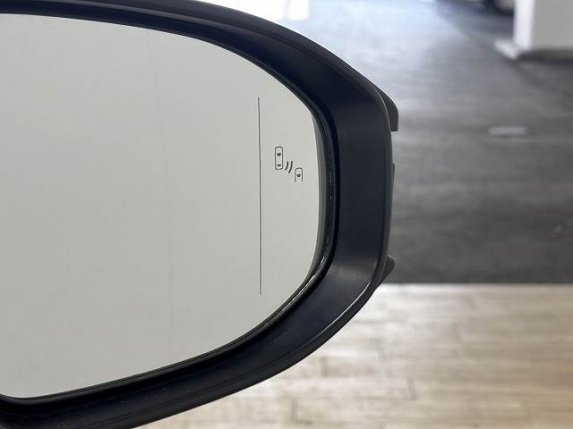 トヨタ クラウンクロスオーバーの画像8