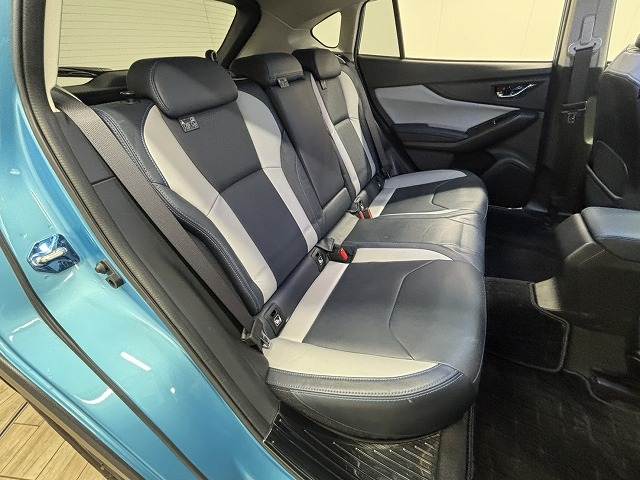 XVハイブリッド Advance 内装他