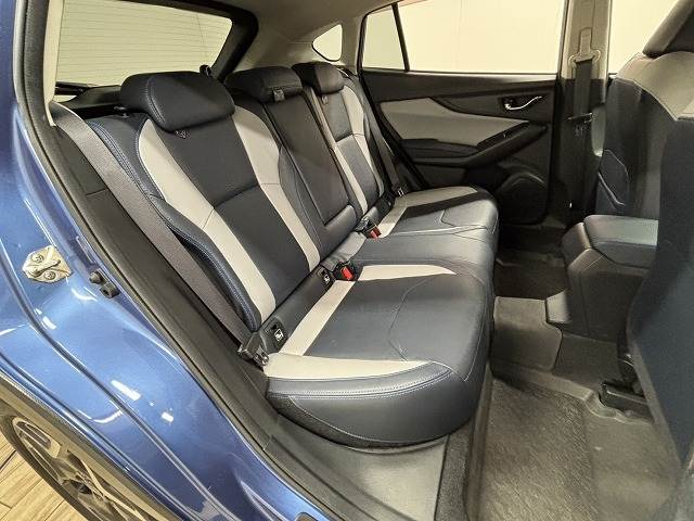 XVハイブリッド Advance 内装他