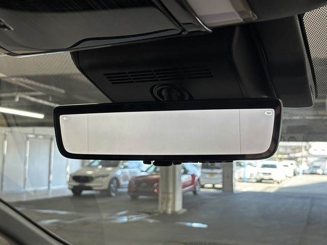 トヨタ アルファードハイブリッドの画像8