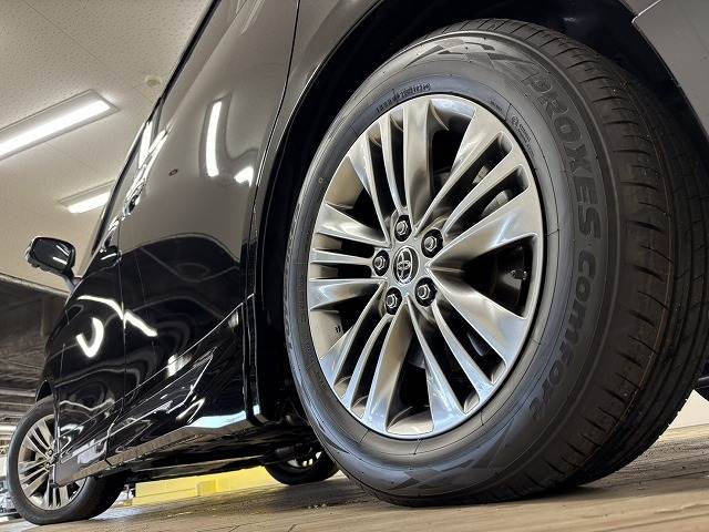 トヨタ アルファードハイブリッドの画像19