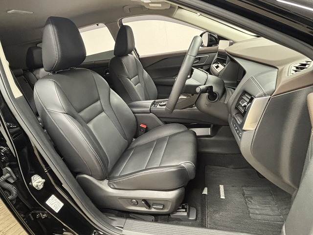 エクストレイルG e-4ORCE 内装他