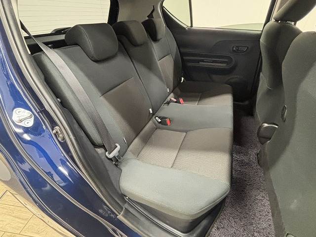 アクアS“Style Black” 内装他