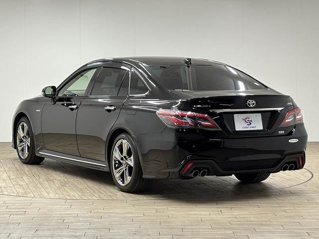 トヨタ クラウンハイブリッドの画像17