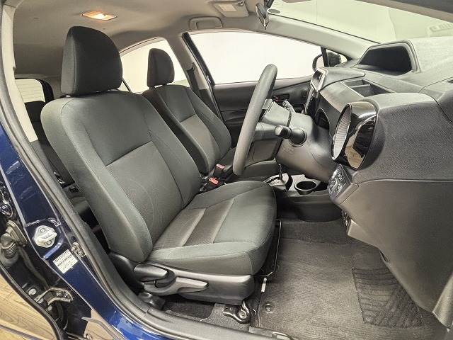 アクアS“Style Black” 内装他