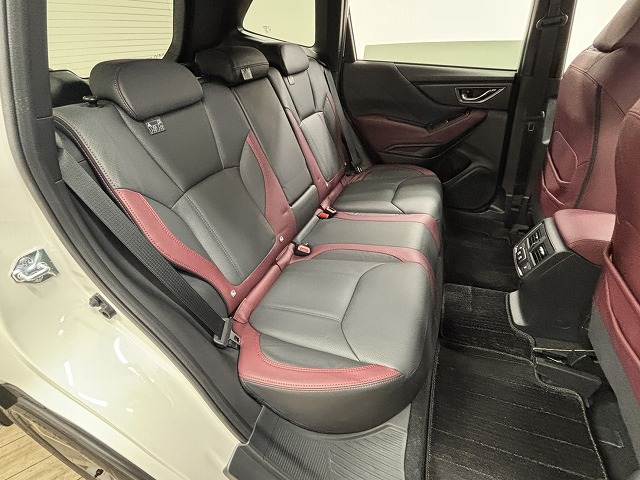 フォレスターSTI Sport 内装他