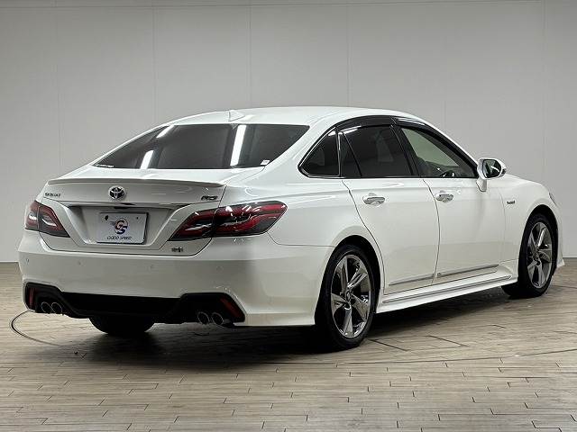 トヨタ クラウンハイブリッドの画像17