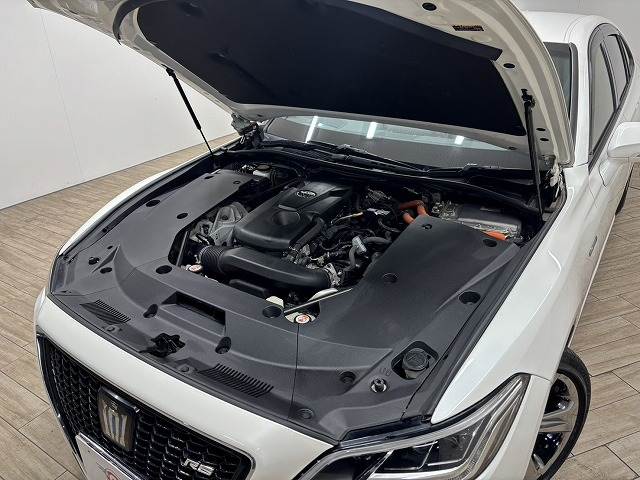 トヨタ クラウンハイブリッドの画像18