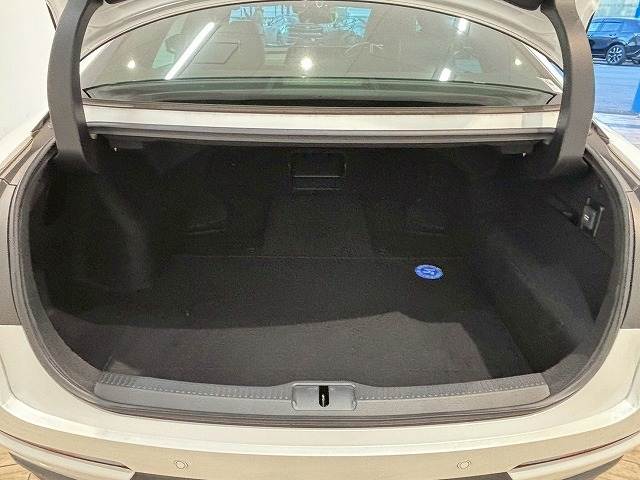 トヨタ クラウンクロスオーバーの画像11