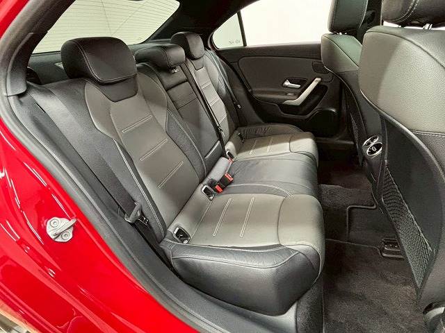 A-CLASS SedanA250 4MATIC AMGライン 内装他