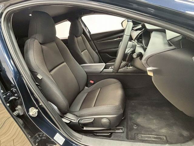 MAZDA3 FASTBACK20S Proactive 内装他