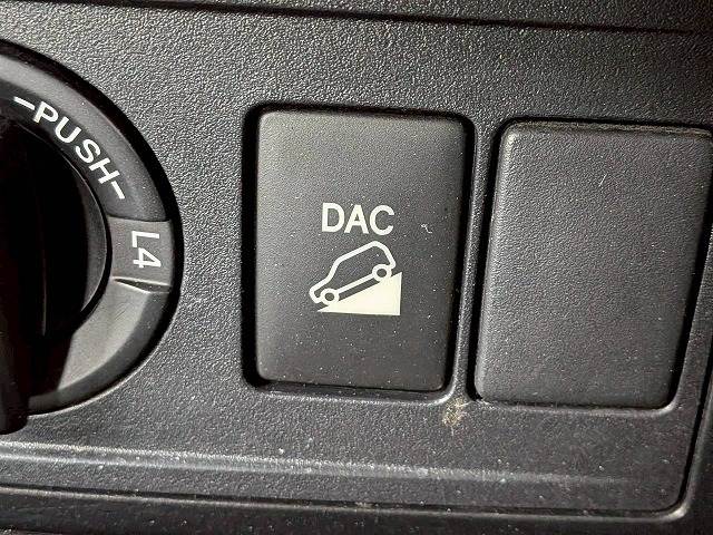 トヨタ ランドクルーザープラドの画像10