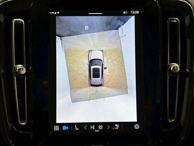 XC40Plus B3 内装他