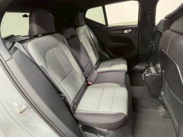 XC40Plus B3 内装他