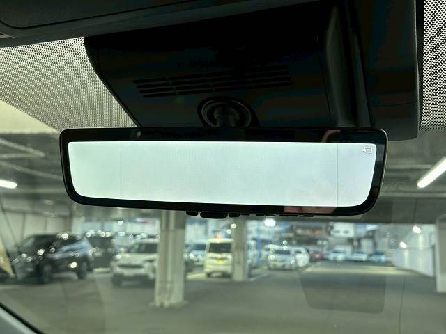 トヨタ アルファードハイブリッドの画像8