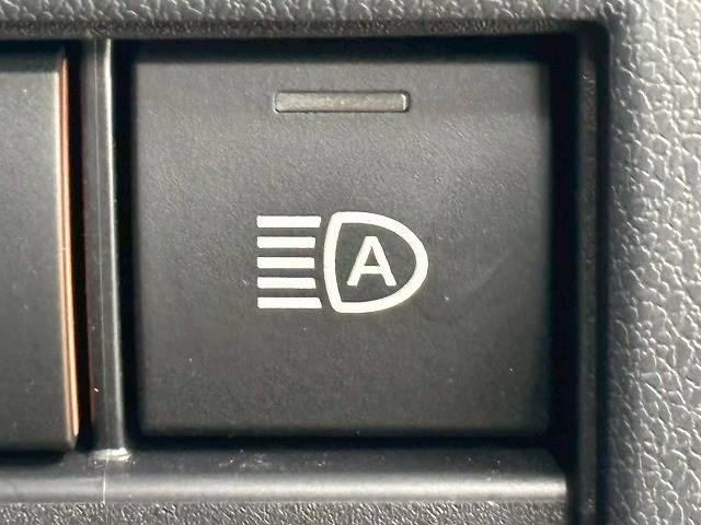 トヨタ アルファードハイブリッドの画像12