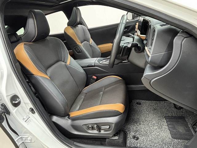 クラウンクロスオーバーRS “Advanced” 内装他