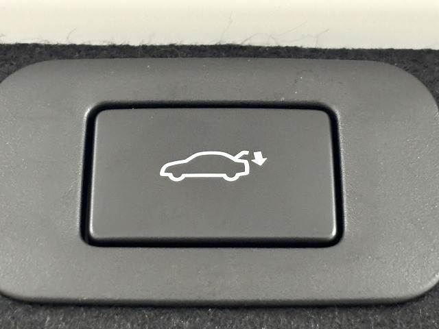 トヨタ クラウンクロスオーバーの画像12