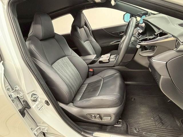 ハリアーハイブリッドZ 内装他