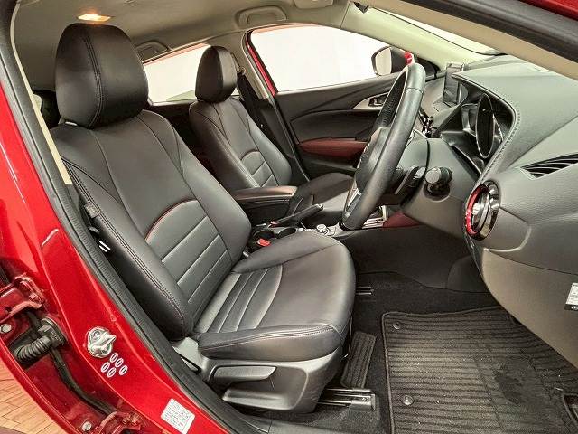 CX-3XD Touring 内装他