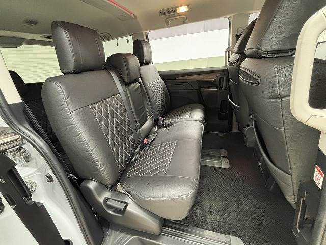 三菱&nbsp;デリカD5の画像6