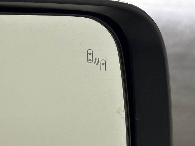 三菱&nbsp;デリカD5の画像8