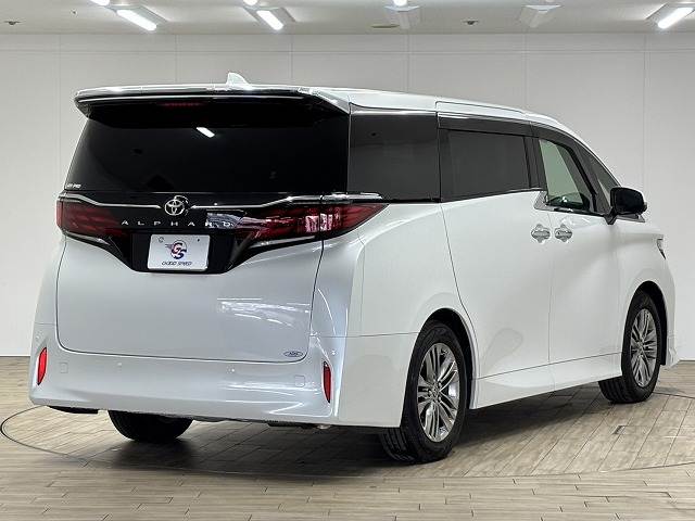 トヨタ&nbsp;アルファードの画像16