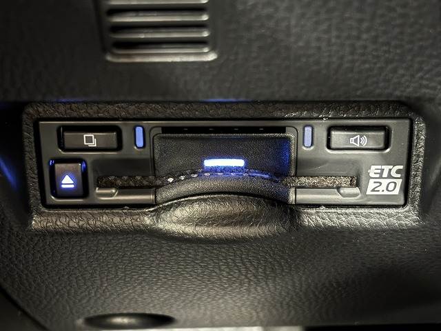 トヨタ ヴォクシーの画像9