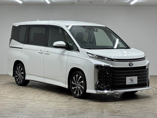 トヨタ ヴォクシーの画像14
