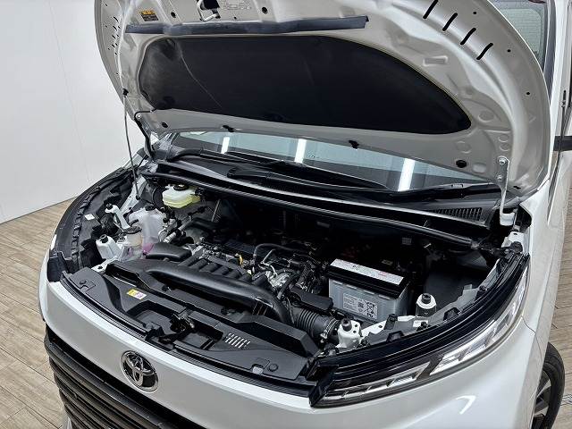 トヨタ ヴォクシーの画像18