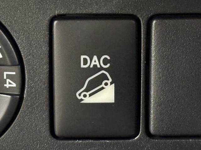 トヨタ&nbsp;ランドクルーザープラドの画像10